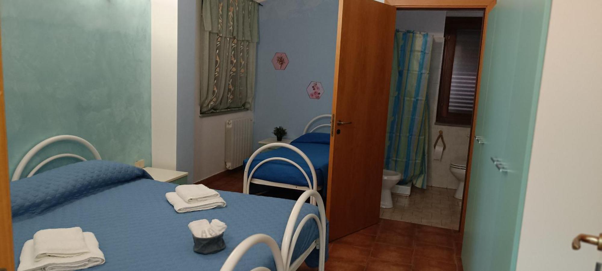 Ambrosia Hostel Alessandria del Carretto Luaran gambar